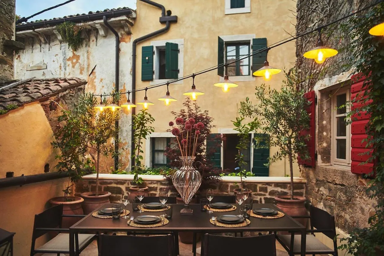 Semesterbostad Casa Groznjan Villa Kroatien